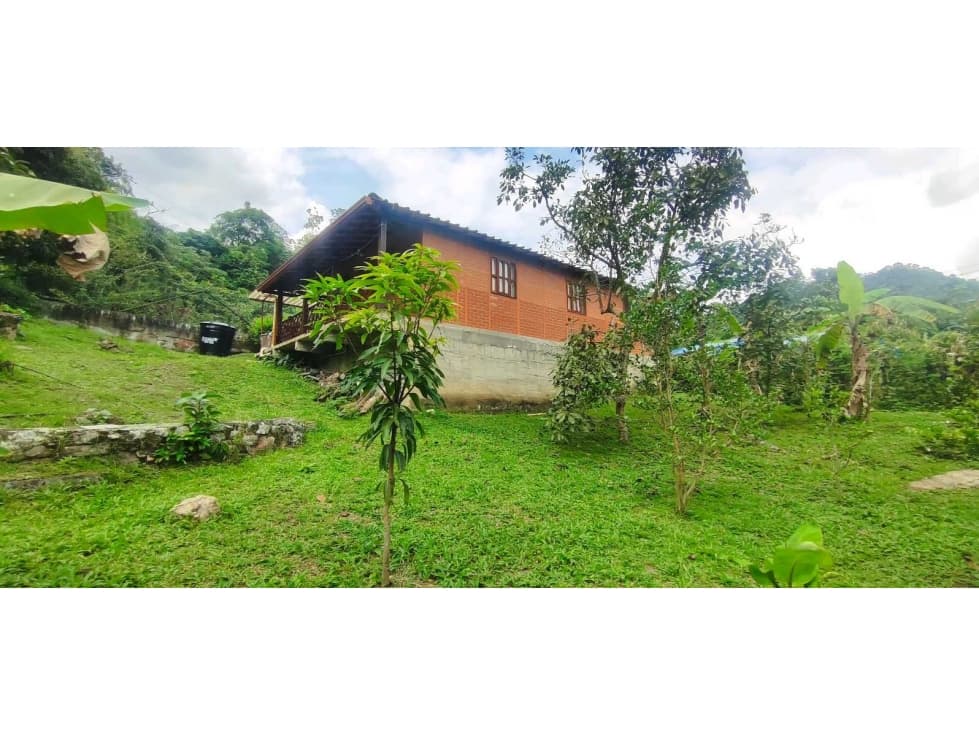 Casalote de 660 M2 en 260 mill casa prefabricada en La Mesa Cund - 1