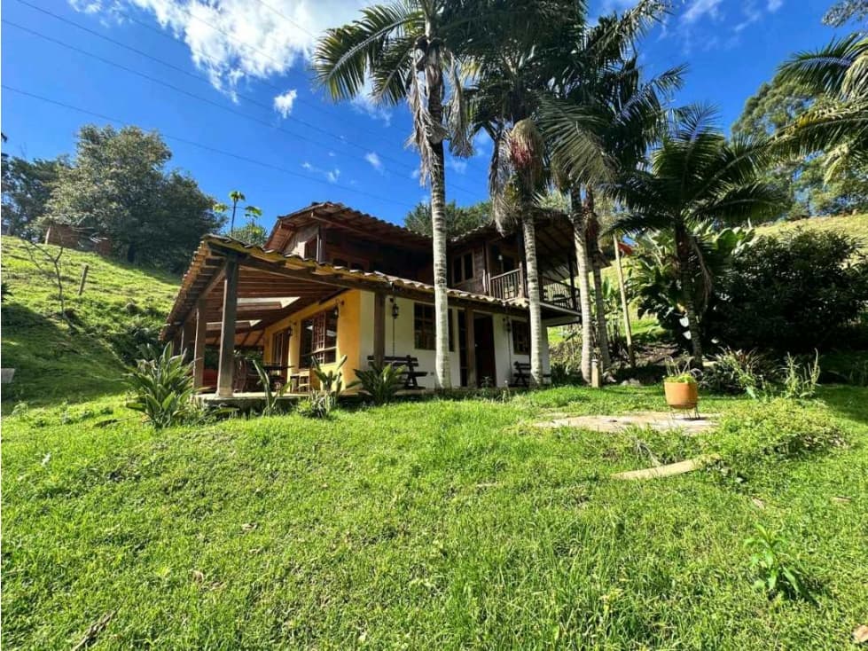 EN ARRIENDO CASA CAMPESTRE TRADICIONAL EN PARCELACION EN LA CEJA - 1