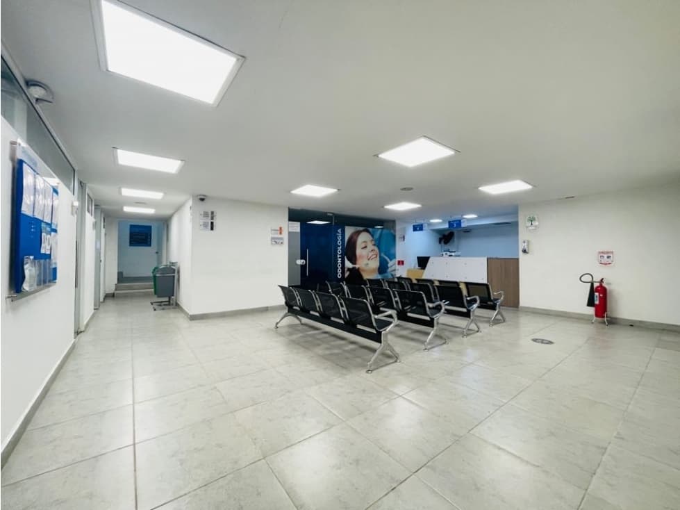 EN ARRIENDO OFICINAS SECTOR SALUD LA CEJA - 1