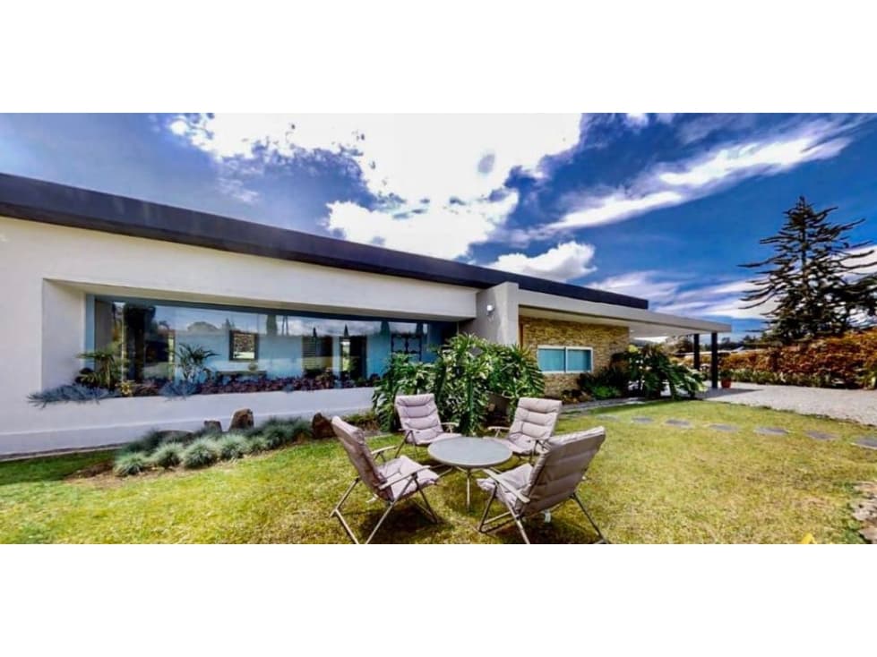 Casa para Venta en Medellín en Alto de Palmas - 1