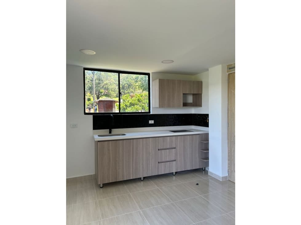 ESPECTACULAR OPORTUNIDAD DE INVERSION EN EL ORIENTE ANTIOQUEÑO - 1