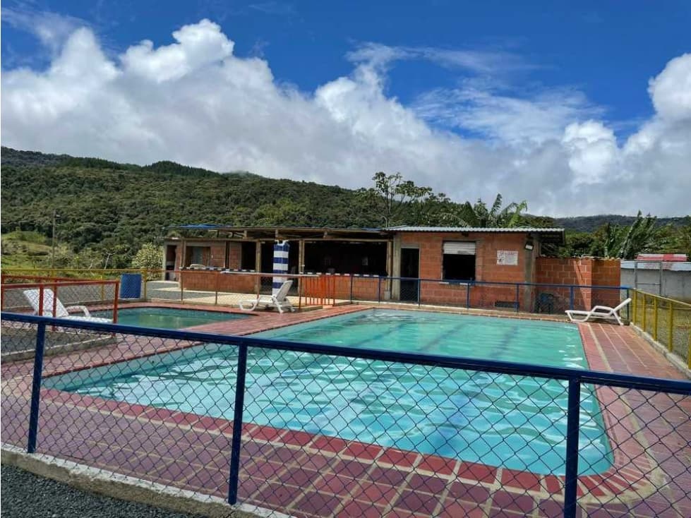 Estadero en venta en DAGUA valle - 1