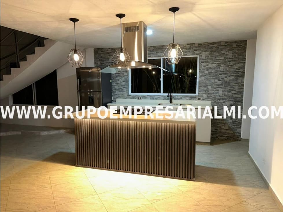 FABULOSA CASA FINCA EN ARRIENDO - SECTOR COPACABANA COD: 33686 - 1