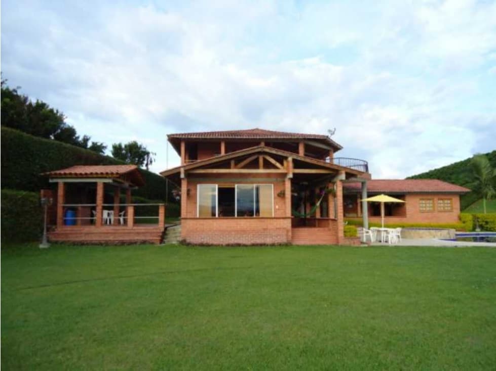 Finca Campestre Vereda Los Alpes Palestina Caldas - 1