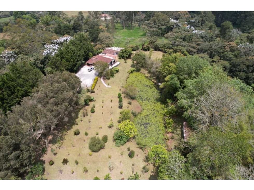 Finca para la venta Urbanización cerrada La Ceja - La Unión - 1