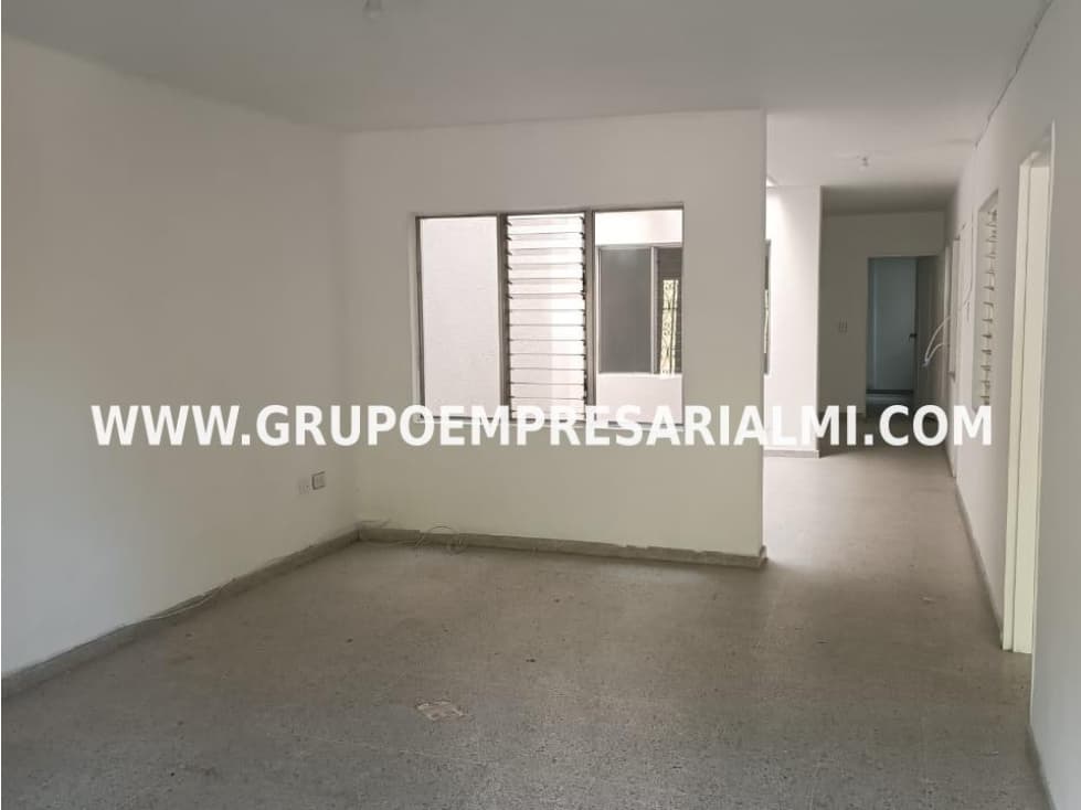 GRANDIOSA CASA EN ARRIENDO - SECTOR EL DORADO COD: 28980 - 1