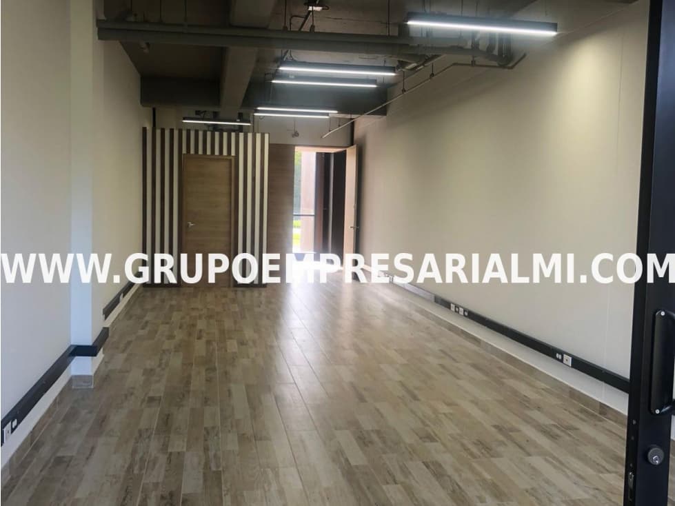GRANDIOSA OFICINA EN ARRIENDO - SECTOR LAS PALMAS COD: 31103 - 1