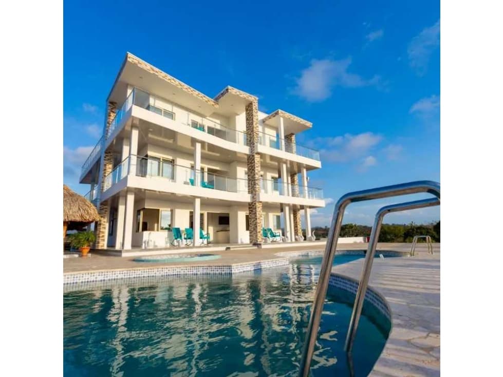 Se Arrienda habitaciones en Hotel en San Antero - 1