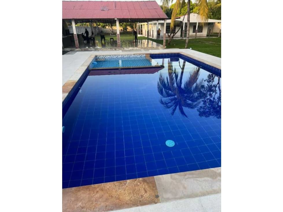 Hermosa cabaña amoblada a 100mtrs de la troncal, sector rio córdoba - 1