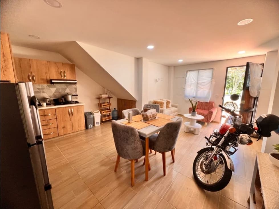 HERMOSA CASA EN PRIMER PISO EN VENTA EN EL SANTUARIO ANTIOQUIA. - 1