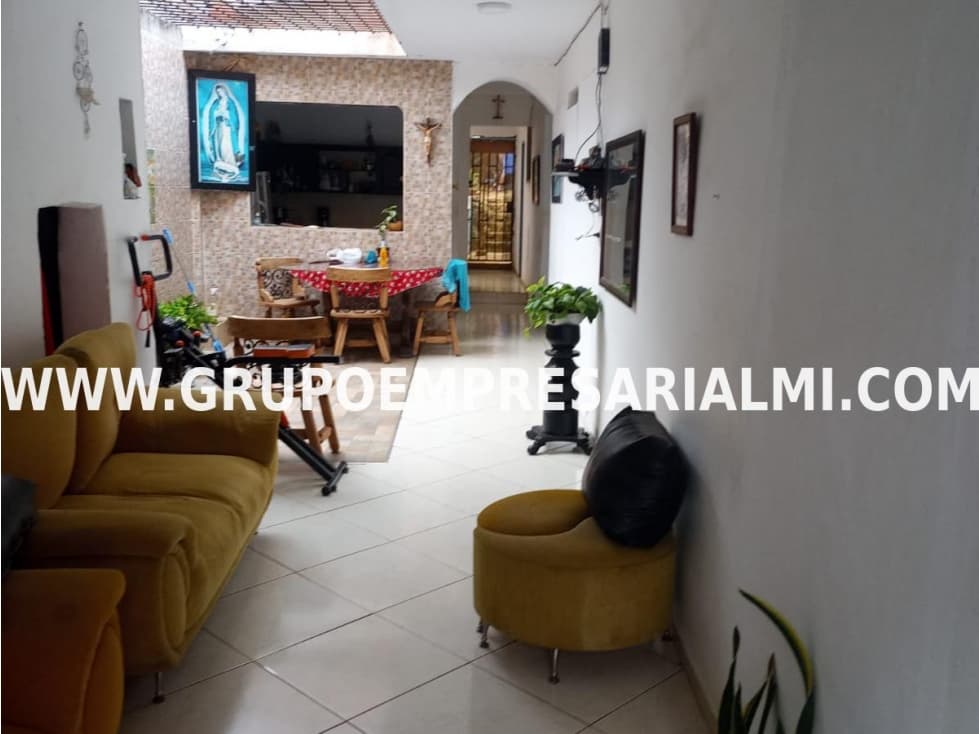 CASA BIFAMILIAR EN VENTA - SECTOR BUENOS AIRES, BELLO COD: 28101 - 1