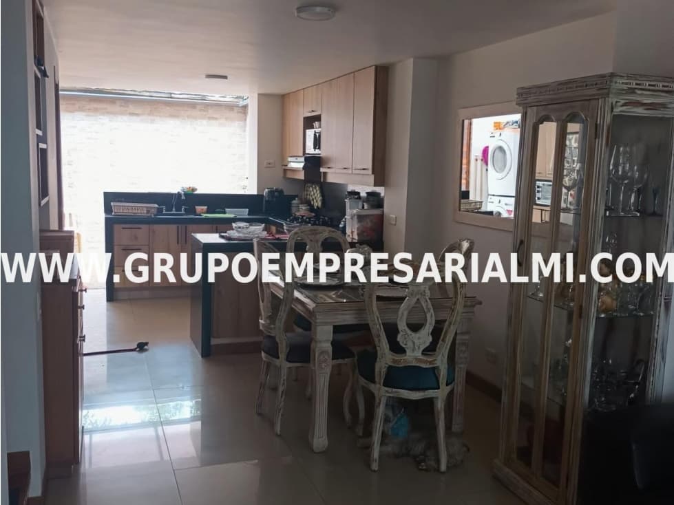 CASA UNIFAMILIAR EN VENTA - SECTOR LA OSPINA, LA ESTRELLA COD: 27908 - 1
