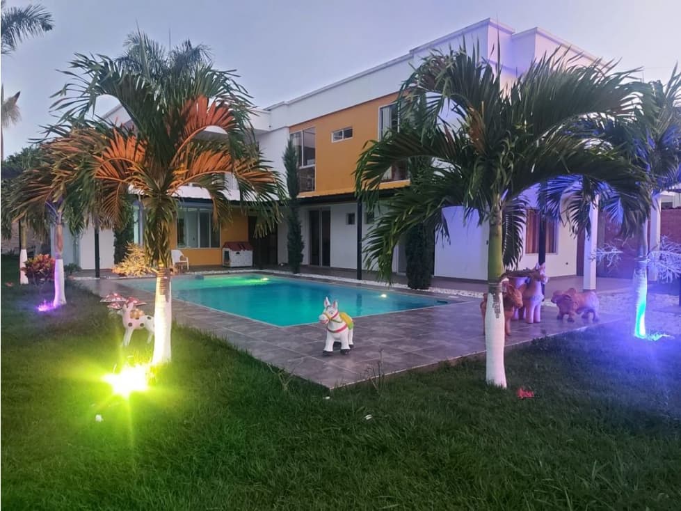 Hermosa finca con piscina en venta Andalucía Valle del Cauca Colombia - 1