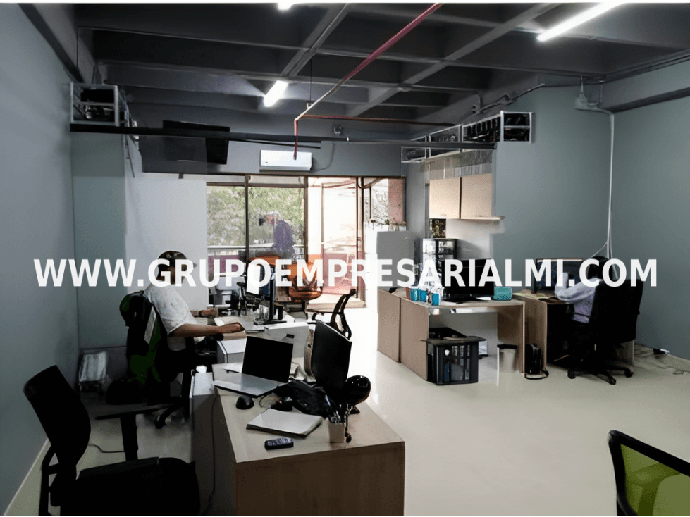 OFICINA EN ARRIENDO - SECTOR MILLA DE ORO, EL POBLADO COD: 28211 - 1