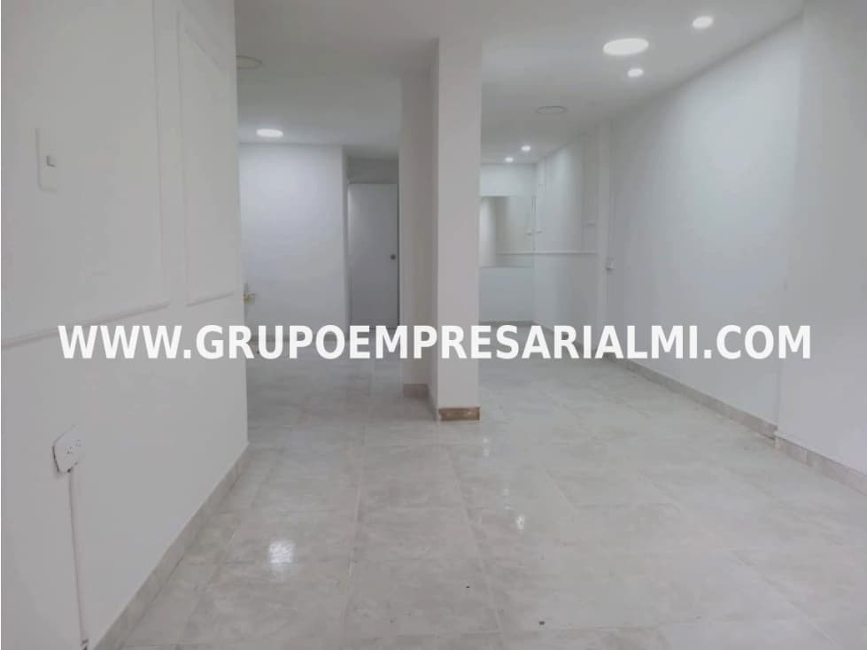 HERMOSO LOCAL EN ARRIENDO - SECTOR SANTA ANA COD: 28859 - 1