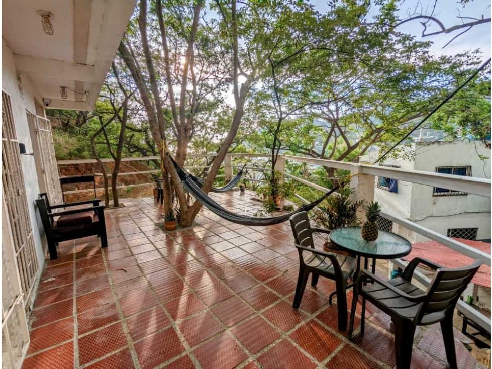 Linda casa de playa con 2 apartamentos con vista al mar taganga - 1