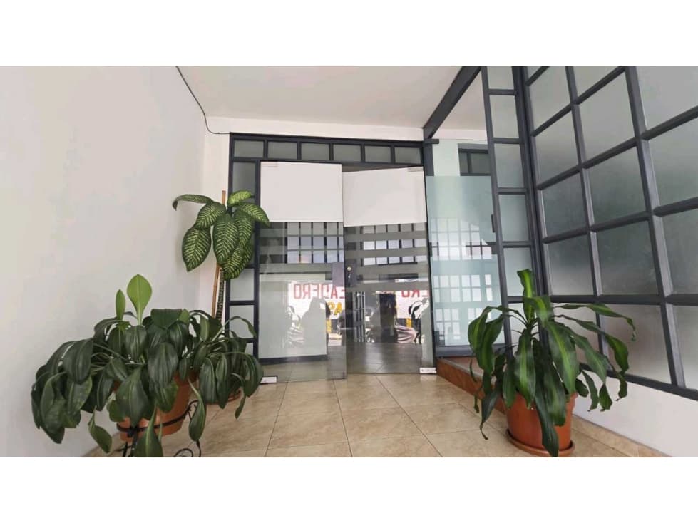 LOCAL COMERCIAL EN VENTA CALARCA - 1