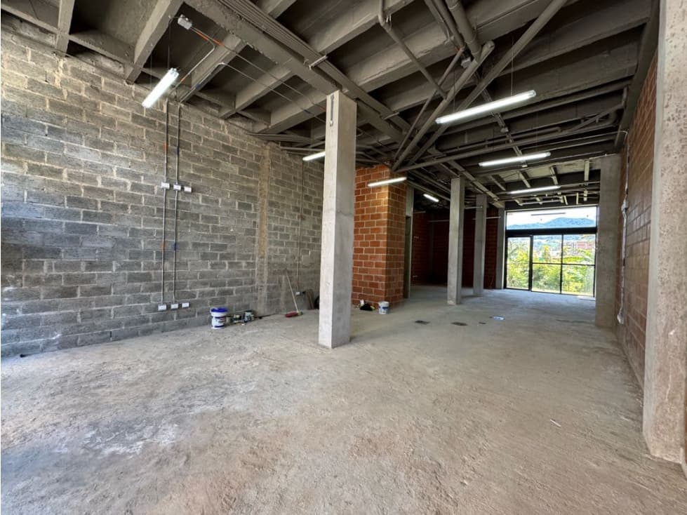 Local en alquiler en La Ceja - 1