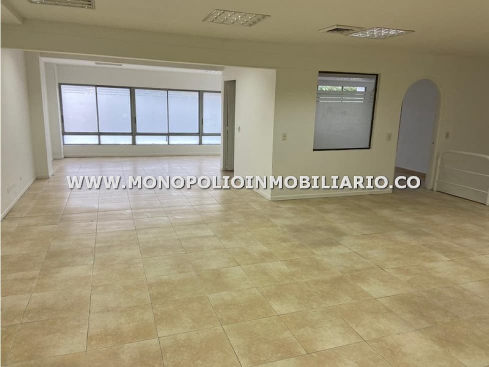 LOCAL EN ARRIENDO- SECTOR SIMÓN BOLÍVAR COD: 20808 - 1