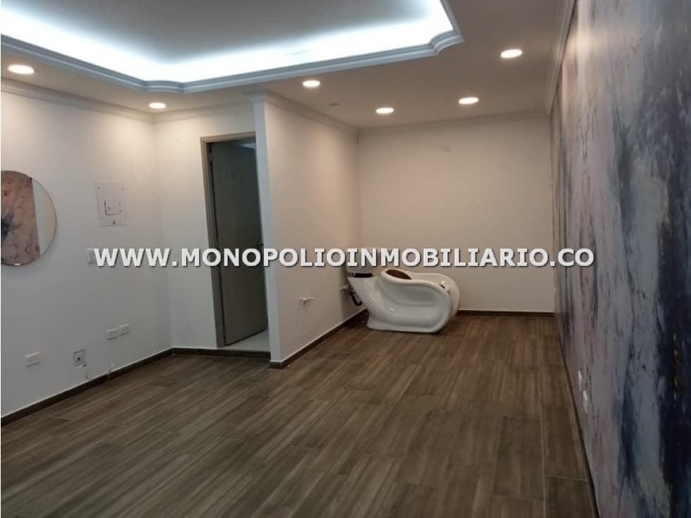 LOCAL EN VENTA - SECTOR LAS PALMAS, EL POBLADO COD: 25128 - 1