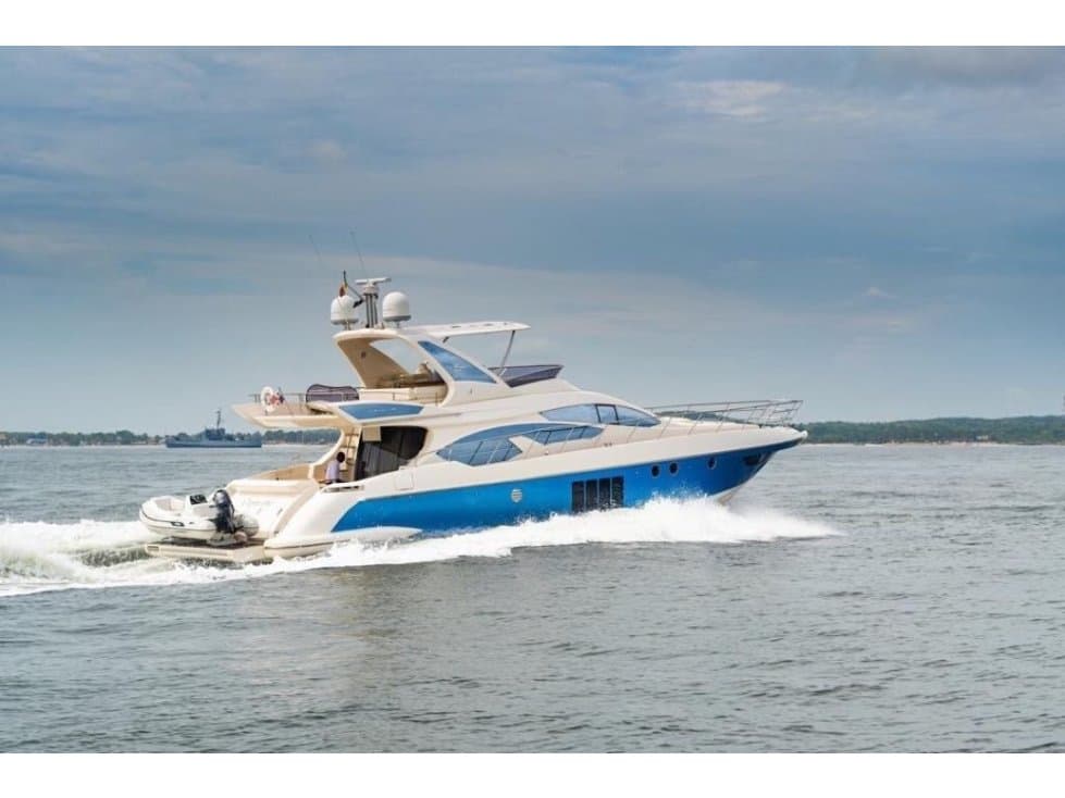 LUJOSO YATE EN RENTA POR DÍAS DE 62 PIES - 1