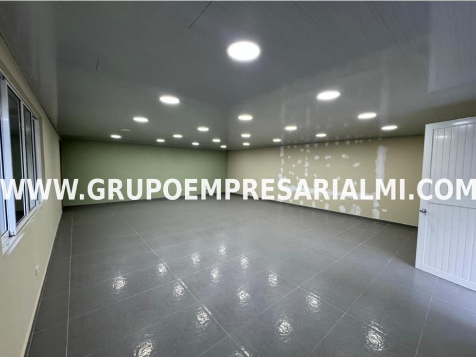 MARAVILLOSA BODEGA EN ARRIENDO - SECTOR EL CHINGUI COD: 33552 - 1