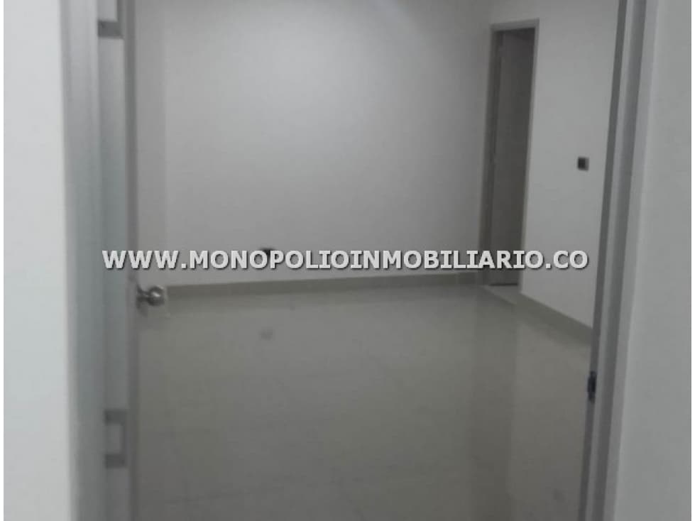 OFICINA EN ARRIENDO -SECTOR ZONA CENTRO ENVIGADO COD: 11948 - 1