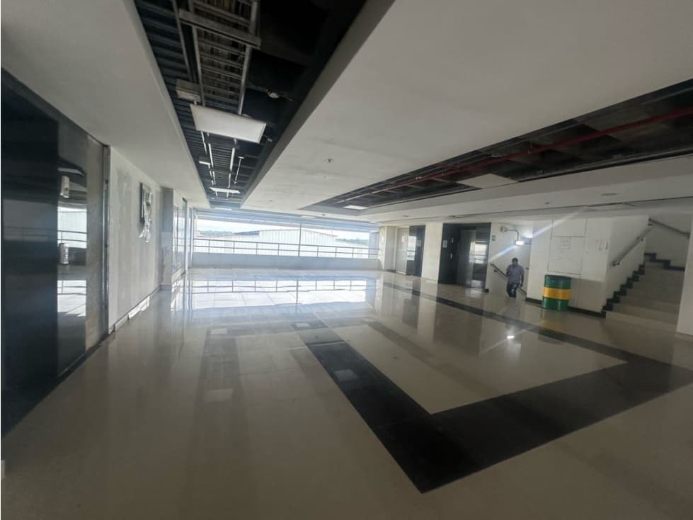 Oficina Corporativa en Venta Centro Logístico Centracar Buenaventura - 1