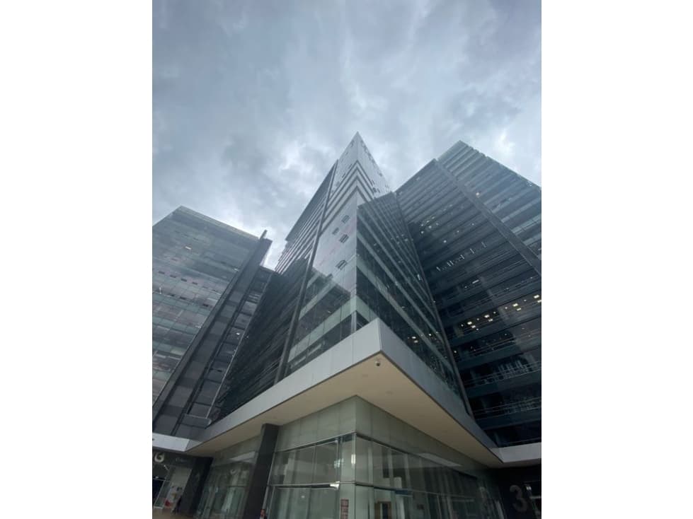 Ultima oficina Disponible arriendo Paralelo 108 Autopista Bogotá - 1