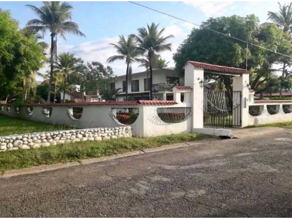 OPORTUNIDAD VENTA DE FINCA EN CONDOMIO CAMPO HERMOSO MELGAR - 1