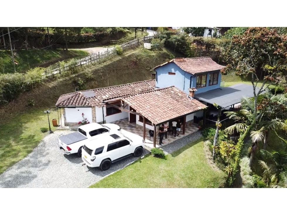 RENTA FINCA EL RETIRO A 5 MINUTOS DEL PUEBLO - 1