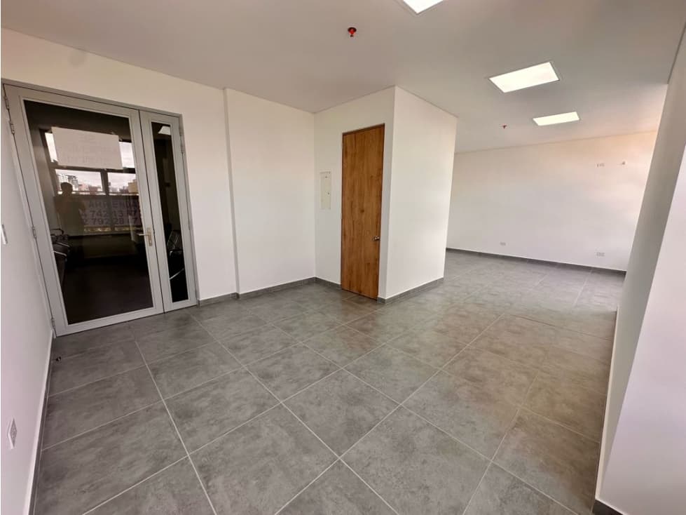 RENTO CONSULTORIO MEDICO - SECTOR FUNDADORES - 1