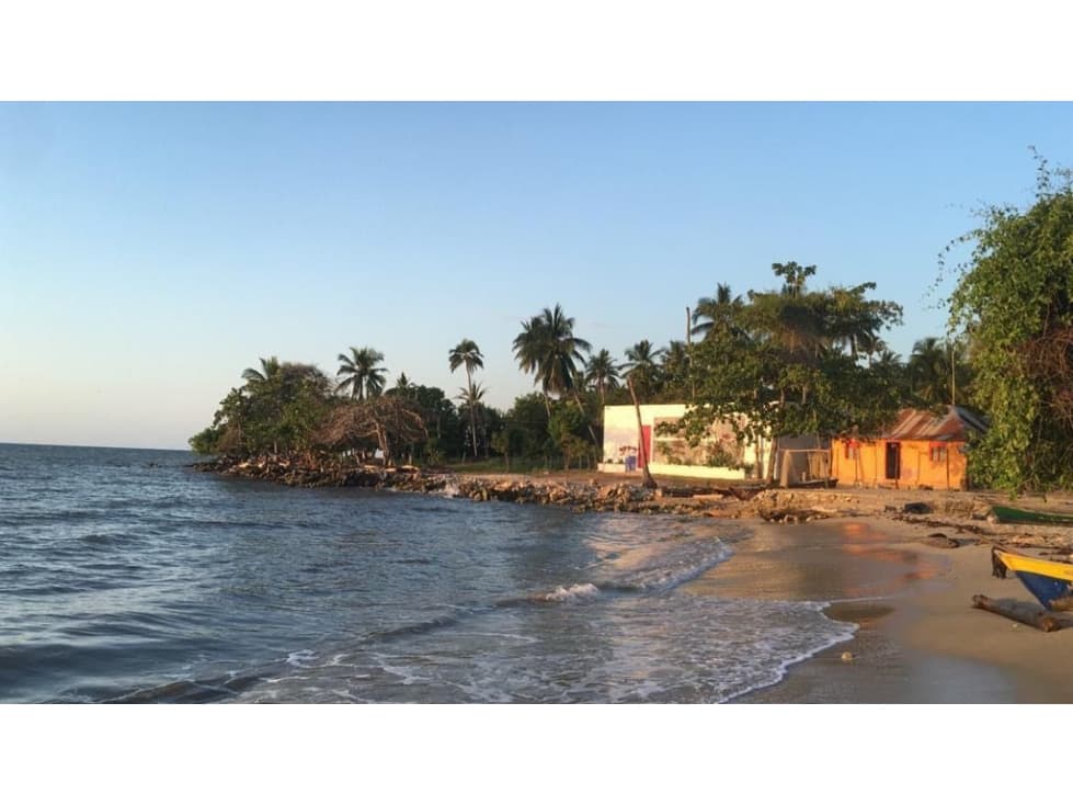 RINCON DEL MAR VENTA CASA FRENTE AL MAR - 1