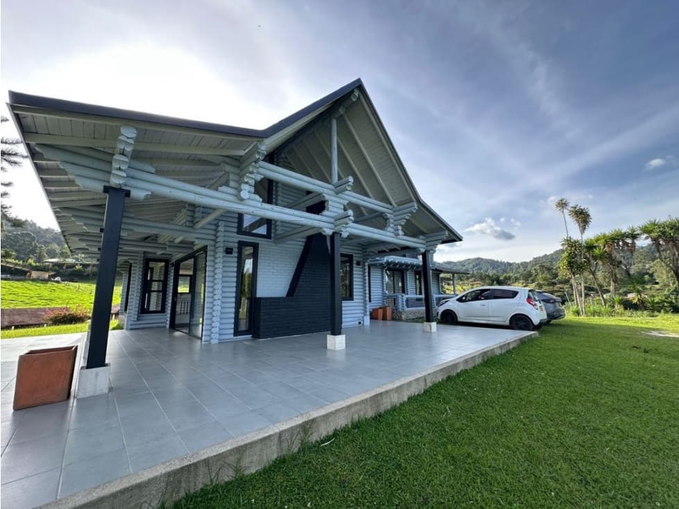 Se alquila finca en la ceja a 5 minutos del pueblo - 1