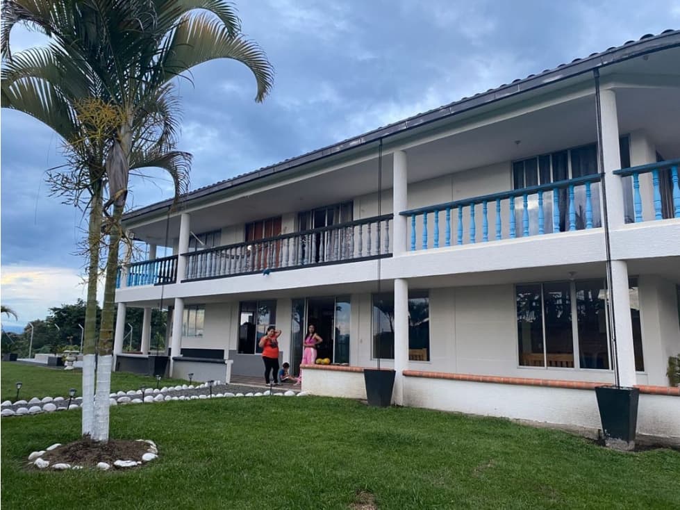 SE ALQUILA FINCA POR DIAS, 30 Personas ARABIA - 1