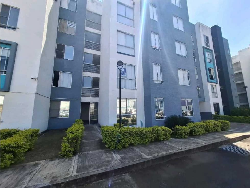 SE ARRIENDA APARTAMENTO AMOBLADO CONJUNTO RESIDENCIAL TORRE OCTAVA - 1