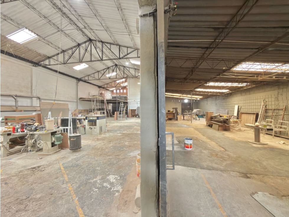 SE ARRIENDA BODEGA EN LA TABLAZA. CALDAS ANTIOQUIA - 1