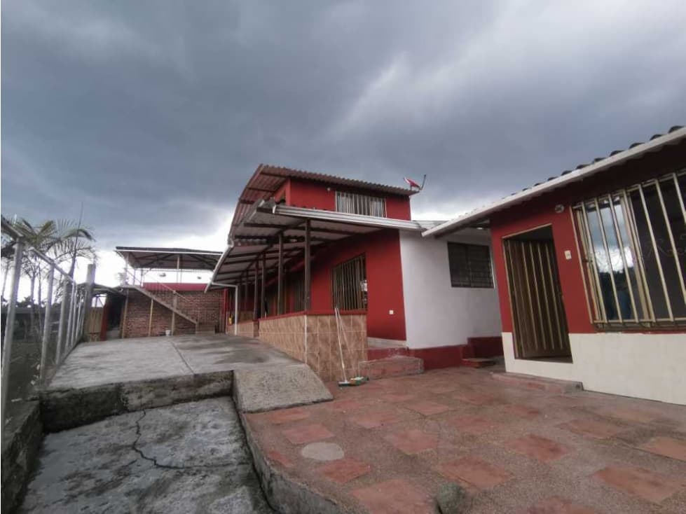 SE VENDA CASA CAMPESTRE EN VEREDA CRISTALINA - 1