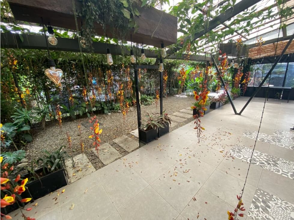 Se arrienda local comercial junto al Mariposario, Calarcá - 1