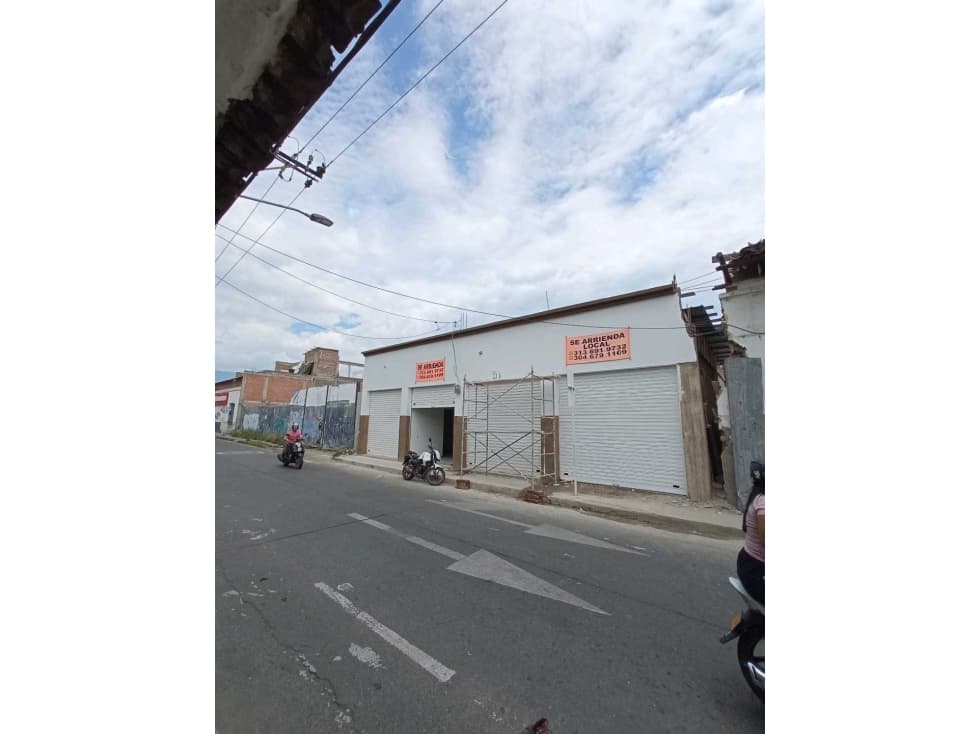 Se rentan locales comerciales en el centro de Palmira - 1