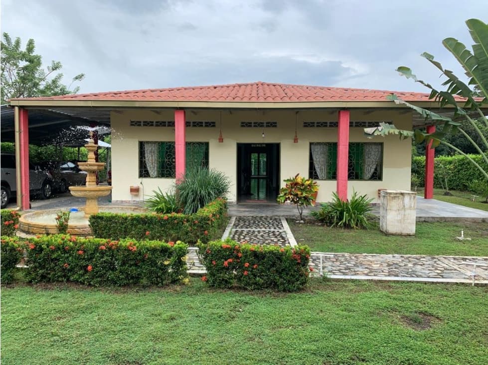 Se Vende Casa Campestre en Guamo Tolima - 1