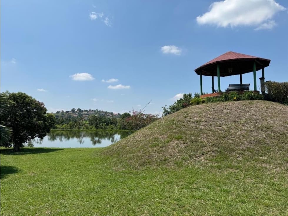 Se vende casa campestre en La Buitrera de Palmira - 1