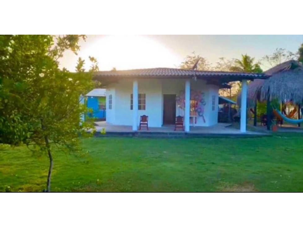 Se vende Casa campestre en Vía Montería -Arboletes - 1
