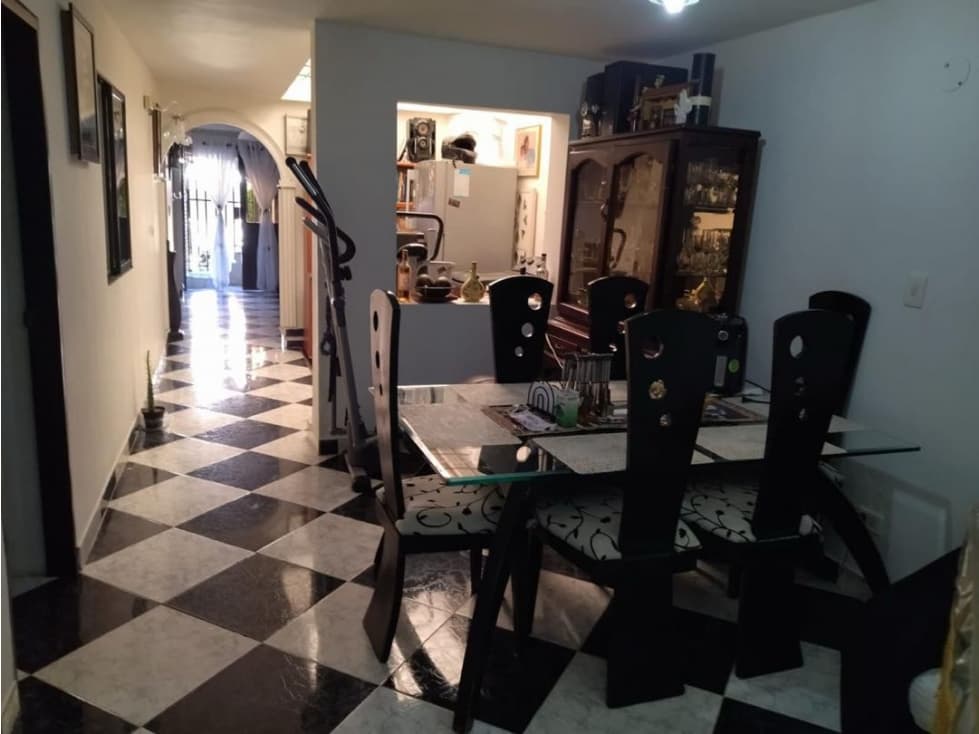 SE VENDE CASA CON LOCAL INDEPENDIENTE EN BELLO SECTOR CABAÑAS - 1