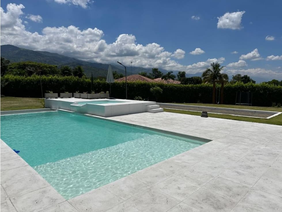 SE VENDE CASA EN CONDOMINIO GINEBRA VALLE LMT CW9588181 - 1