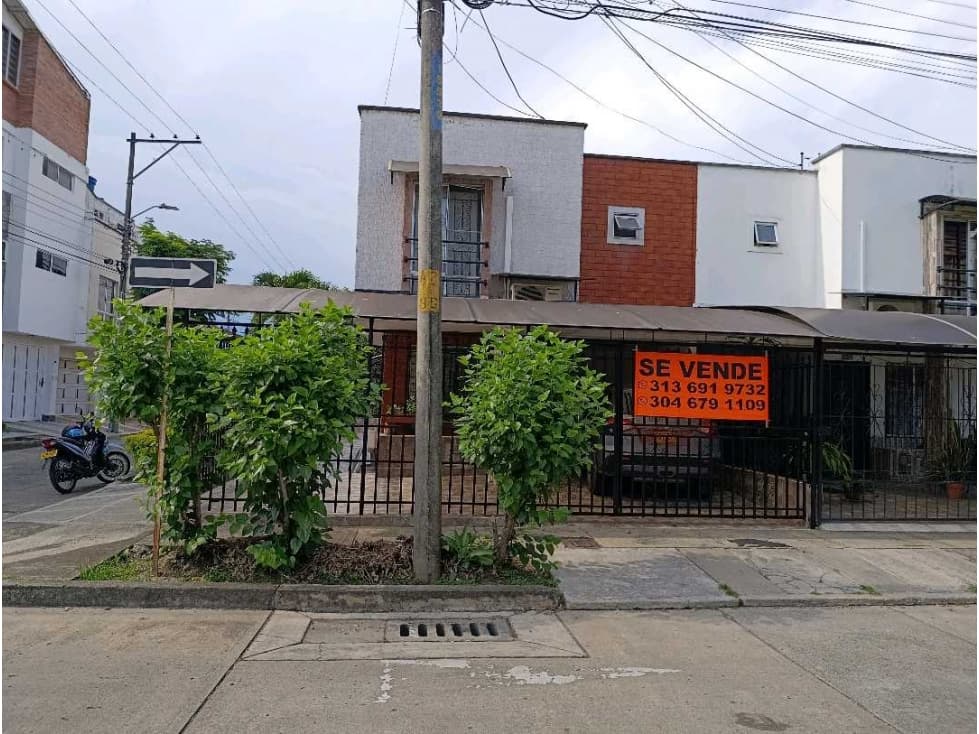 SE VENDE CASA ESQUINERA DE 2DOS NIVELES EN EL B/SANTA ANA - 1