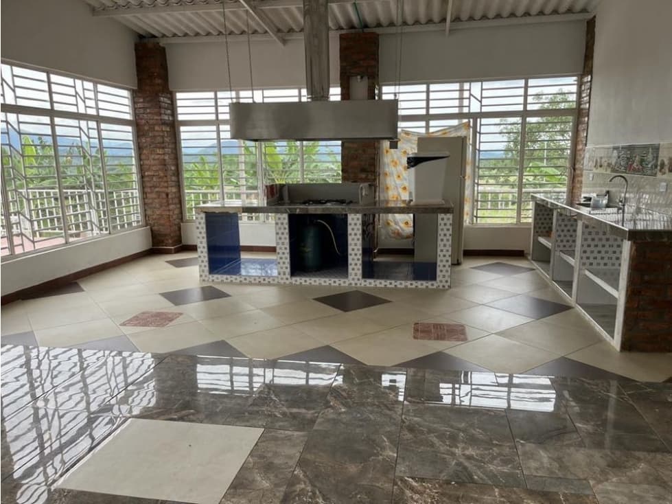 SE VENDE CASA FINCA TOCAIMA VIA A GIRARDOT A 4.5 KILOMETROS .P - 1