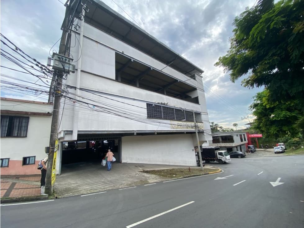 SE ARRIENDA EDIFICIO PEREIRA, TURIN - 1