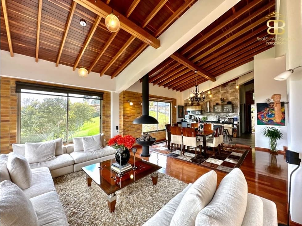 SE ARRIENDA CASA EN HORIZONTE RESERVADO - 1