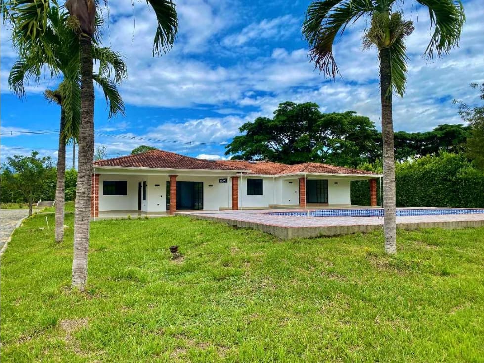 SE VENDE ESPECTACULAR CASA SECTOR LAS MERCEDES, Jamundí - 1